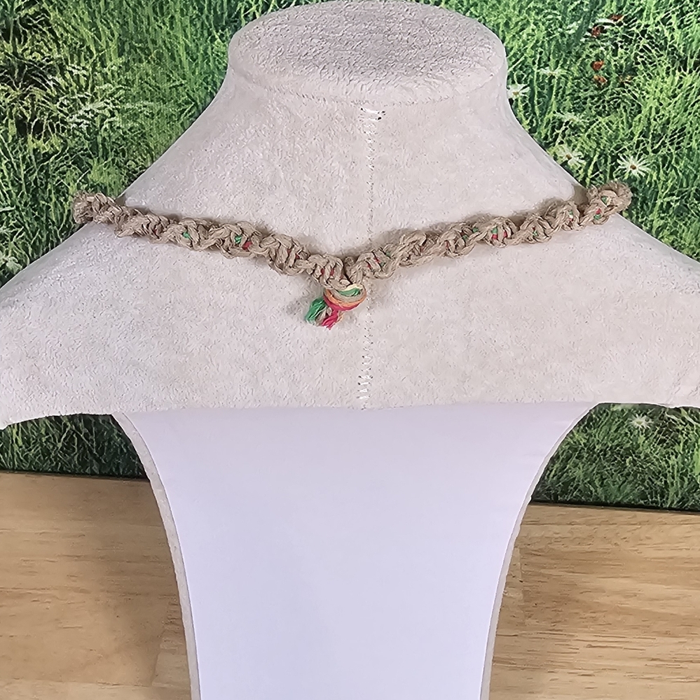New✨️UFO Ship Hemp Necklace - Picture 4 of 7